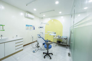 Phòng trồng răng Implant